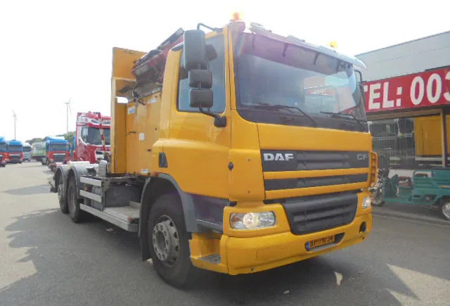 DAF 75.240 75 240 6X2 - Камион за ѓубре: слика 2 DAF 75.240 75 240 6X2 - Камион за ѓубре: слика 2