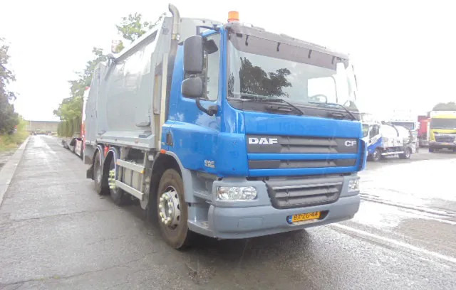 DAF CF 75 310 NL KENTEKEN TUV-APK 01-26 - Камион за ѓубре: слика 3 DAF CF 75 310 NL KENTEKEN TUV-APK 01-26 - Камион за ѓубре: слика 3