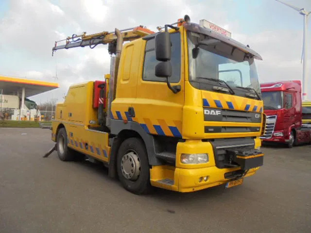DAF CF 85 360 NL TRUCK - Камион за влечење: слика 3 DAF CF 85 360 NL TRUCK - Камион за влечење: слика 3