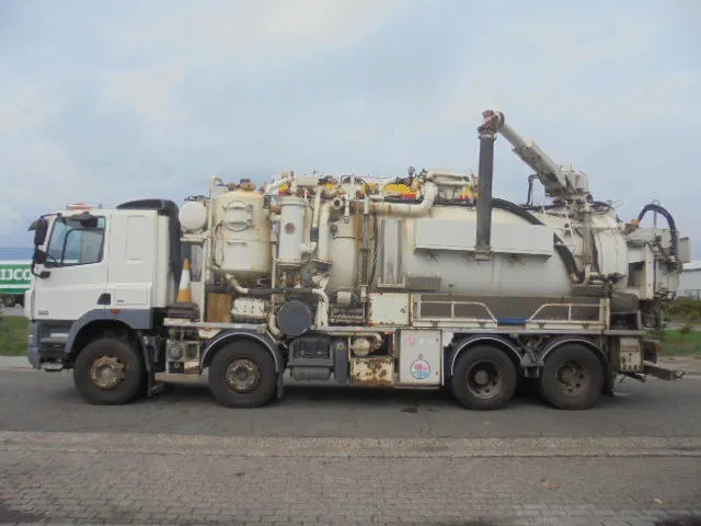 DAF CF 85.410 8X4 BLADGEVEERD - Вакуумски камион: слика 2 DAF CF 85.410 8X4 BLADGEVEERD - Вакуумски камион: слика 2