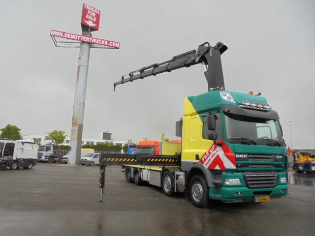 DAF FAD 85-460 8X4 - Камион со платформа, Камион со кран: слика 2 DAF FAD 85-460 8X4 - Камион со платформа, Камион со кран: слика 2