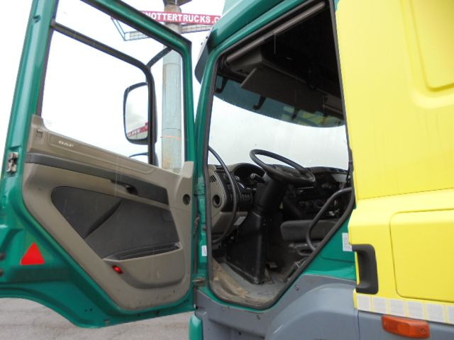 DAF FAD 85-460 8X4 - Камион со кран: слика 5 DAF FAD 85-460 8X4 - Камион со кран: слика 5