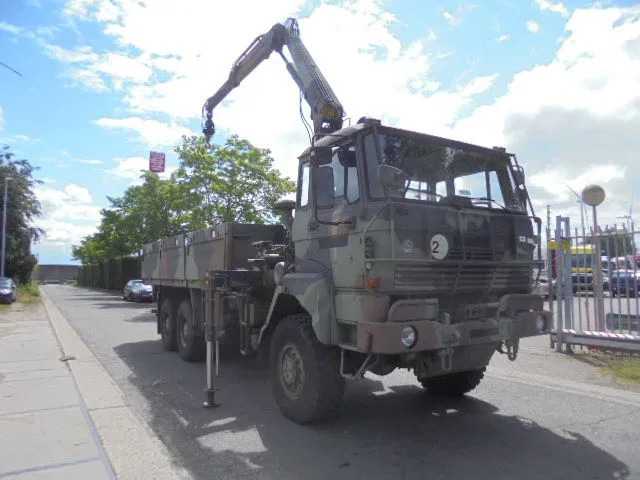 DAF YHZ 2300 6X6 + HIAB CRANE - Камион со платформа, Камион со кран: слика 2 DAF YHZ 2300 6X6 + HIAB CRANE - Камион со платформа, Камион со кран: слика 2