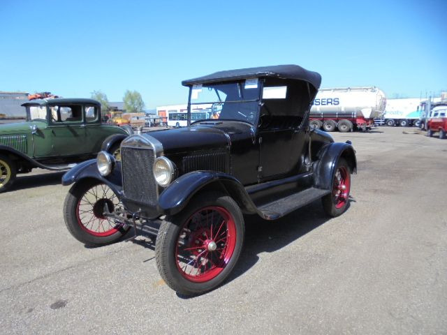 Ford Model T RUNABOUT - Седан: слика 1 Ford Model T RUNABOUT - Седан: слика 1