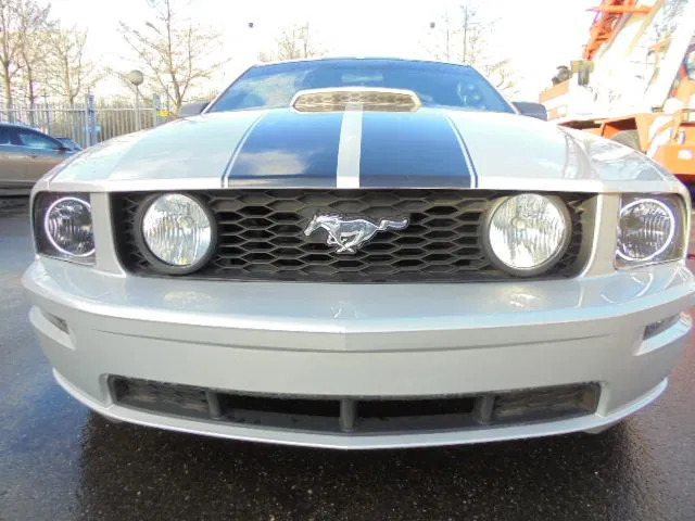 Ford Mustang GT - Автомобил: слика 3 Ford Mustang GT - Автомобил: слика 3