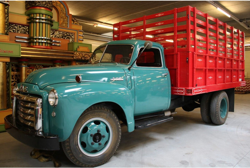 GMC 1948 GMC - Камион со платформа: слика 1 GMC 1948 GMC - Камион со платформа: слика 1