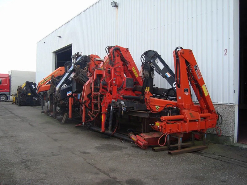 Hiab ALLTYPE YEARS AND PRICES HIAB PALFINGER HMF ATLAS KENNIS - Кран за натоварување: слика 3 Hiab ALLTYPE YEARS AND PRICES HIAB PALFINGER HMF ATLAS KENNIS - Кран за натоварување: слика 3