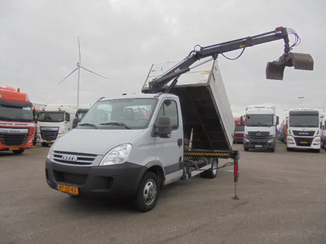 Iveco Daily 50 C18 NL TRUCK - Кипер, Камион со кран: слика 1 Iveco Daily 50 C18 NL TRUCK - Кипер, Камион со кран: слика 1