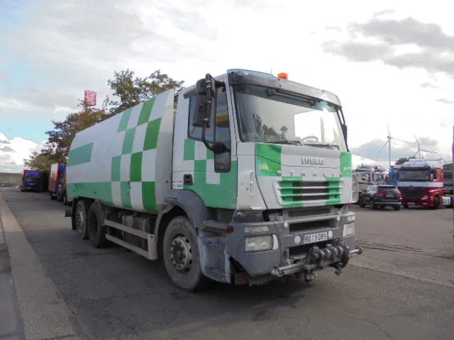 Iveco Stralis 270 - Камион цистерна: слика 3 Iveco Stralis 270 - Камион цистерна: слика 3