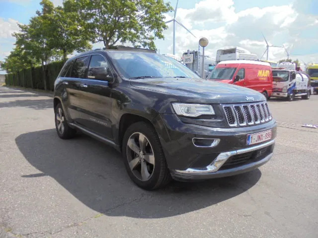 Jeep Grand Cherokee 4X4 SUMMIT EDITION 3.0 LTR V6 - SUV: слика 3 Jeep Grand Cherokee 4X4 SUMMIT EDITION 3.0 LTR V6 - SUV: слика 3