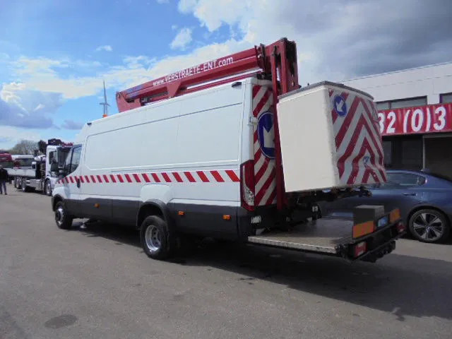 Iveco Daily 70 70C17 - Камион, Камион со кран: слика 4 Iveco Daily 70 70C17 - Камион, Камион со кран: слика 4