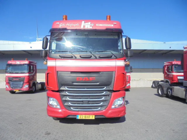 DAF XF 440 6X2 NL TRUCK - Камион влекач: слика 2 DAF XF 440 6X2 NL TRUCK - Камион влекач: слика 2