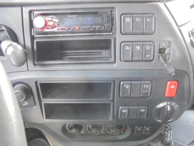 Камион влекач DAF XF 440 SSC NL TRUCKS: слика 9