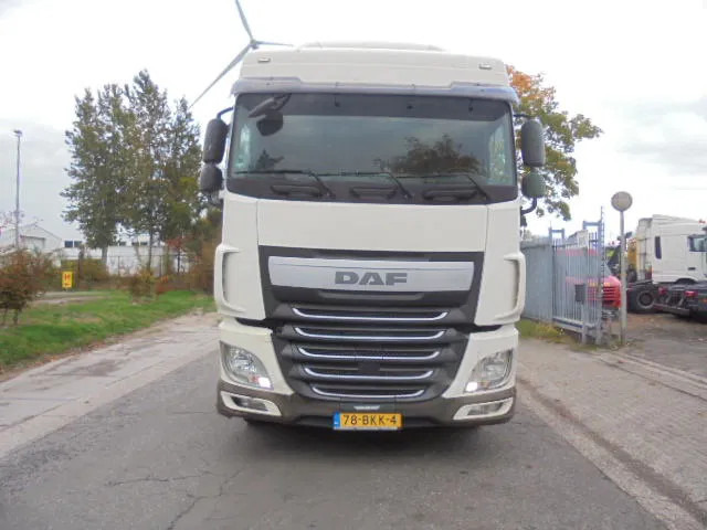 DAF XF 460 NL TRUCK RETARDER - Камион влекач: слика 2 DAF XF 460 NL TRUCK RETARDER - Камион влекач: слика 2