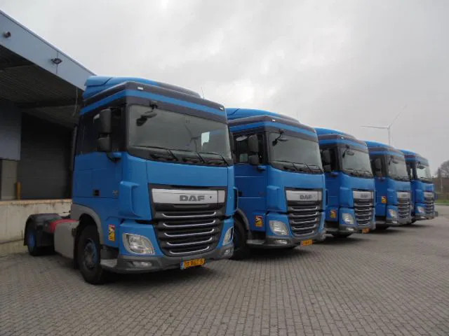 DAF XF XF 106 SPACECAB - Камион влекач: слика 3 DAF XF XF 106 SPACECAB - Камион влекач: слика 3