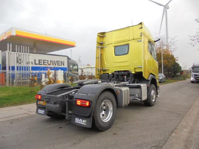 DAF XFC 530 FT DEMO KIEPHYDROLIEK MET FABRIEKS GARANTIE NL TRUCK - Камион влекач: слика 5 DAF XFC 530 FT DEMO KIEPHYDROLIEK MET FABRIEKS GARANTIE NL TRUCK - Камион влекач: слика 5