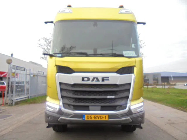DAF XFC 530 FT DEMO KIEPHYDROLIEK MET FABRIEKS GARANTIE NL TRUCK - Камион влекач: слика 3 DAF XFC 530 FT DEMO KIEPHYDROLIEK MET FABRIEKS GARANTIE NL TRUCK - Камион влекач: слика 3