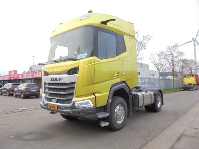 DAF XFC 530 FT DEMO KIEPHYDROLIEK MET FABRIEKS GARANTIE NL TRUCK - Камион влекач: слика 1 DAF XFC 530 FT DEMO KIEPHYDROLIEK MET FABRIEKS GARANTIE NL TRUCK - Камион влекач: слика 1