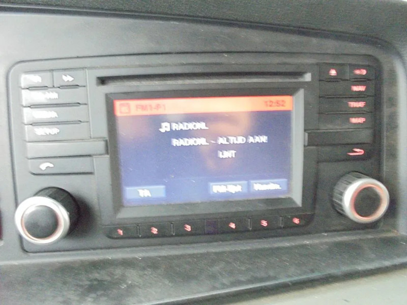 Камион влекач MAN TGX 440: слика 13 Камион влекач MAN TGX 440: слика 13