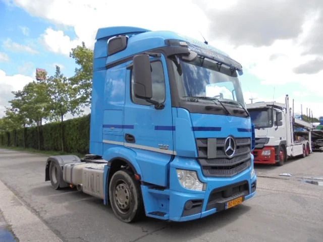 Mercedes-Benz Actros 1842 LS - Камион влекач: слика 3 Mercedes-Benz Actros 1842 LS - Камион влекач: слика 3