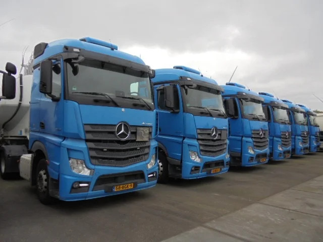 Mercedes-Benz Actros 1842 LS EUR6 10X - Камион влекач: слика 2 Mercedes-Benz Actros 1842 LS EUR6 10X - Камион влекач: слика 2