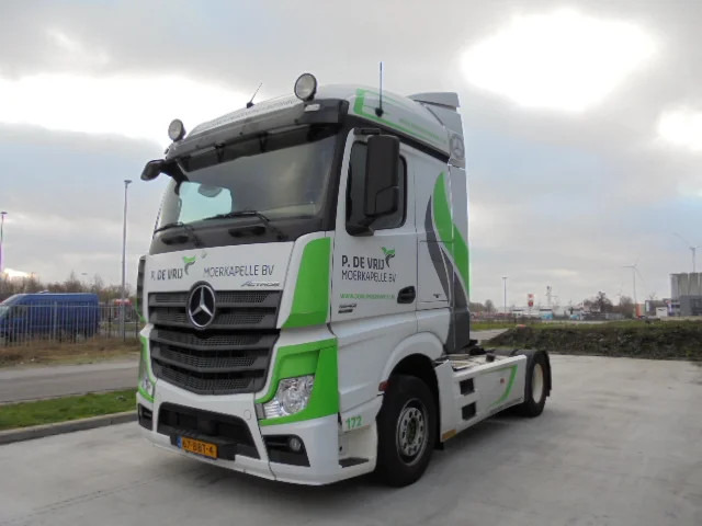 Mercedes-Benz Actros 1842 LS EUR6 - Камион влекач: слика 1 Mercedes-Benz Actros 1842 LS EUR6 - Камион влекач: слика 1