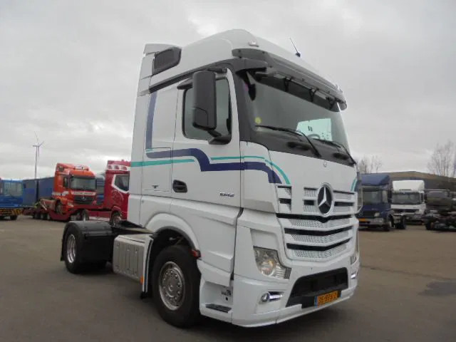 Mercedes-Benz Actros 1842 LS EUR6 - Камион влекач: слика 3 Mercedes-Benz Actros 1842 LS EUR6 - Камион влекач: слика 3