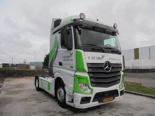 Mercedes-Benz Actros 1842 LS EUR6 - Камион влекач: слика 3 Mercedes-Benz Actros 1842 LS EUR6 - Камион влекач: слика 3