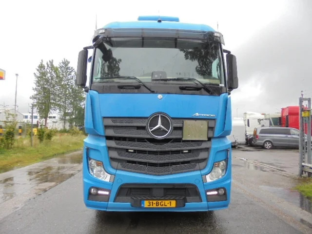 Mercedes-Benz Actros 1842 LS EUR6 - Камион влекач: слика 2 Mercedes-Benz Actros 1842 LS EUR6 - Камион влекач: слика 2