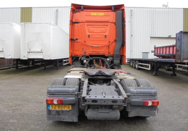 Mercedes-Benz Actros 1842 LS EUR6 EINGINE NOT OK - Камион влекач: слика 4 Mercedes-Benz Actros 1842 LS EUR6 EINGINE NOT OK - Камион влекач: слика 4