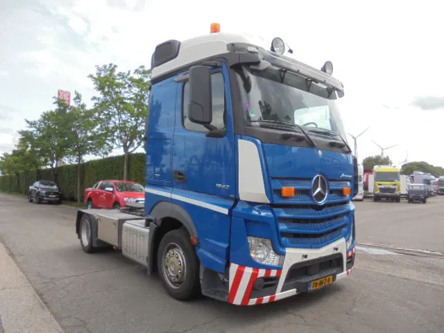 Mercedes-Benz Actros 1842 LS NL TRUCK - Камион влекач: слика 3 Mercedes-Benz Actros 1842 LS NL TRUCK - Камион влекач: слика 3