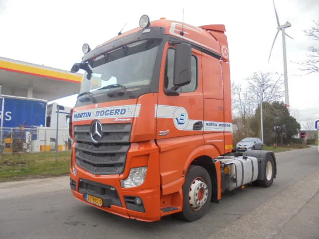 Mercedes-Benz Actros 1842 LS NL TRUCK - Камион влекач: слика 1 Mercedes-Benz Actros 1842 LS NL TRUCK - Камион влекач: слика 1