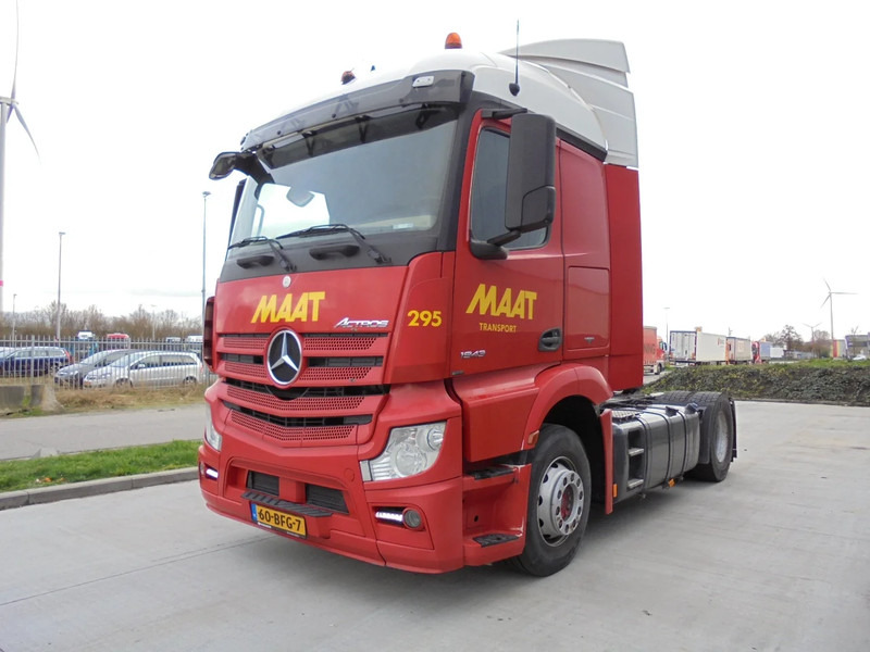 Mercedes-Benz Actros 1943 - Камион влекач: слика 1 Mercedes-Benz Actros 1943 - Камион влекач: слика 1