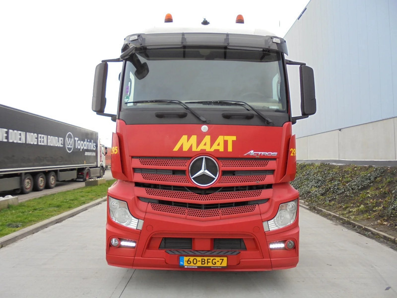 Mercedes-Benz Actros 1943 - Камион влекач: слика 2 Mercedes-Benz Actros 1943 - Камион влекач: слика 2
