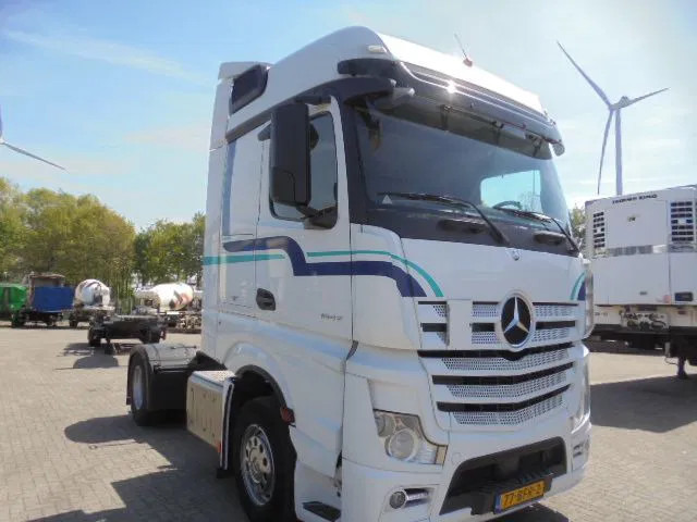 Mercedes-Benz Actros ACTROS 1842 - Камион влекач: слика 2 Mercedes-Benz Actros ACTROS 1842 - Камион влекач: слика 2