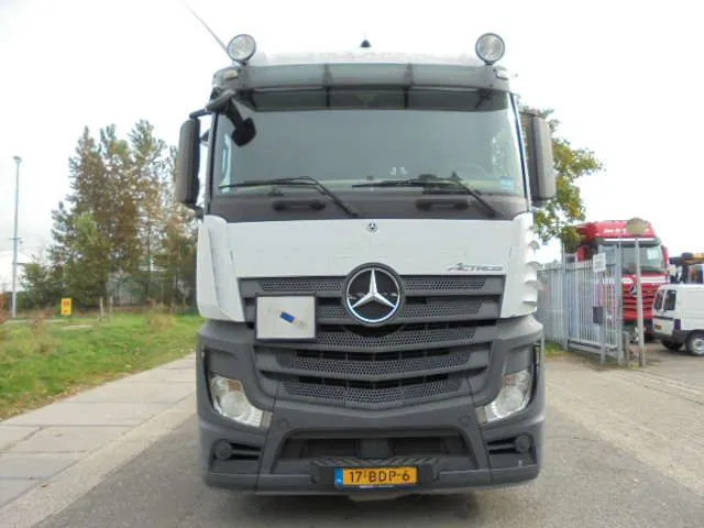 Mercedes-Benz Actros - Камион влекач: слика 2 Mercedes-Benz Actros - Камион влекач: слика 2