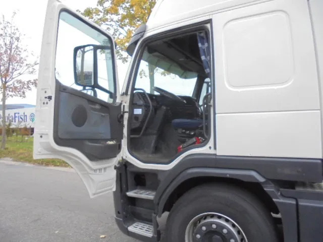 Volvo FM 400 GLOBETROTTER ADR NL TRUCK +TANK TRAILER - Камион влекач: слика 5 Volvo FM 400 GLOBETROTTER ADR NL TRUCK +TANK TRAILER - Камион влекач: слика 5