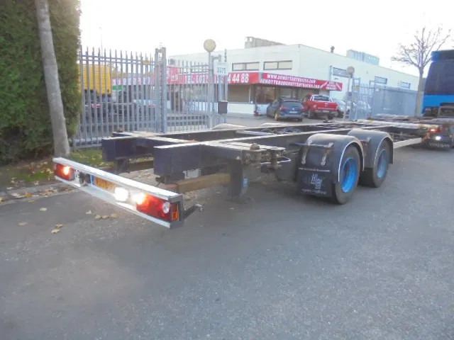 Kögel YWE 18 - Транспортер на контејнер/ Приколка со променливо тело: слика 4 Kögel YWE 18 - Транспортер на контејнер/ Приколка со променливо тело: слика 4