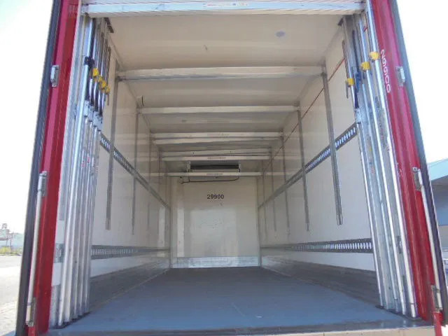 MAN TGX 26.500 XXL + RETARDER + FRC 2026 - Камион ладилник: слика 5 MAN TGX 26.500 XXL + RETARDER + FRC 2026 - Камион ладилник: слика 5