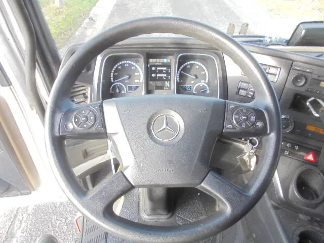 Автотранспортен камион Mercedes-Benz Actros 2340 LL: слика 14