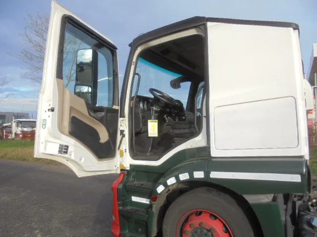 Автотранспортен камион Mercedes-Benz Actros 2340 LL: слика 10