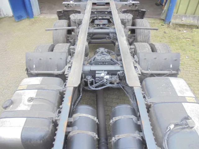 Mercedes-Benz Actros 2542 LS 6X2 ENGINE BROKE - Транспортер на контејнер/ Камион со променливо тело: слика 5 Mercedes-Benz Actros 2542 LS 6X2 ENGINE BROKE - Транспортер на контејнер/ Камион со променливо тело: слика 5