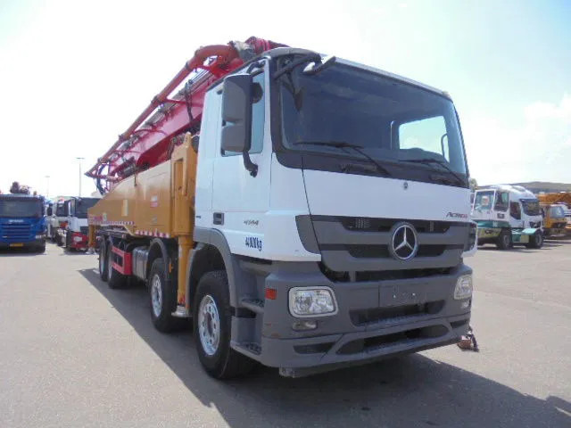 Mercedes-Benz Actros 4144 8X4 SANY 56M BETONPOMP - Камион со бетонска пумпа: слика 4 Mercedes-Benz Actros 4144 8X4 SANY 56M BETONPOMP - Камион со бетонска пумпа: слика 4