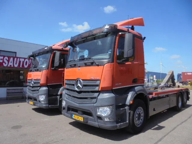 Mercedes-Benz Antos 2845 6X2 NL TRUCK APK TUV 09-02-26 - Камион со кука за подигање: слика 1 Mercedes-Benz Antos 2845 6X2 NL TRUCK APK TUV 09-02-26 - Камион со кука за подигање: слика 1