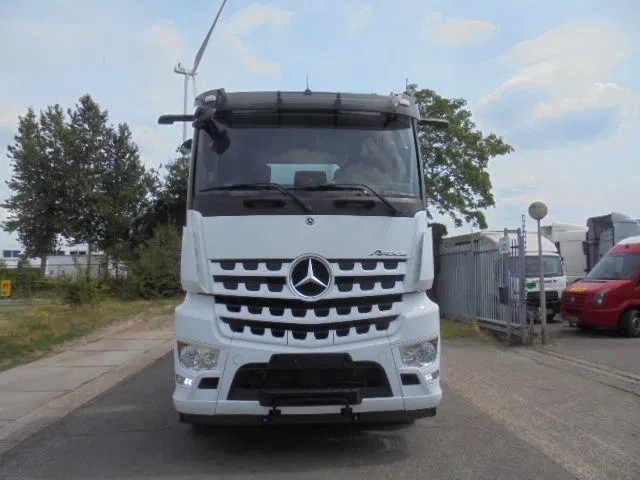Mercedes-Benz Arocs 2545 + RETARDER 6X2 NEW /DEMO - Камион со кран: слика 4 Mercedes-Benz Arocs 2545 + RETARDER 6X2 NEW /DEMO - Камион со кран: слика 4