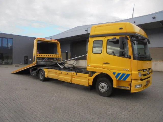 Mercedes-Benz Atego 1224 240 PS NL TRUCK - Камион за влечење: слика 3 Mercedes-Benz Atego 1224 240 PS NL TRUCK - Камион за влечење: слика 3