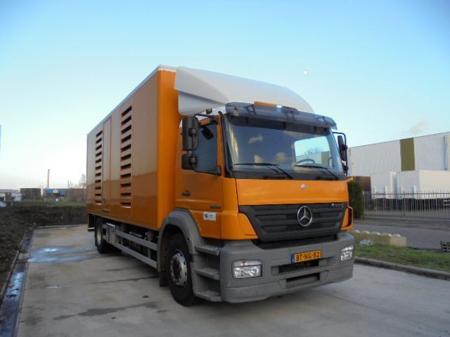 Mercedes-Benz Axor 1829 + HAMMELMAN - Вакуумски камион: слика 3 Mercedes-Benz Axor 1829 + HAMMELMAN - Вакуумски камион: слика 3