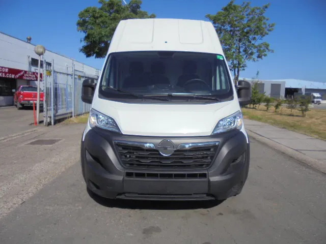 Opel Movano L3H2 2.2L BLUE HDI 165 - Товарно комбе: слика 2 Opel Movano L3H2 2.2L BLUE HDI 165 - Товарно комбе: слика 2