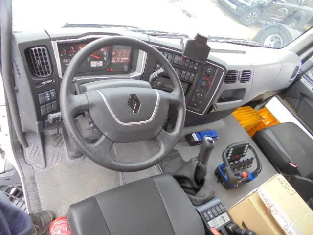 Лизинг на Renault 320 6X4 + FASSI F245 DEMO UNUSED NL TRUCK Renault 320 6X4 + FASSI F245 DEMO UNUSED NL TRUCK: слика 19