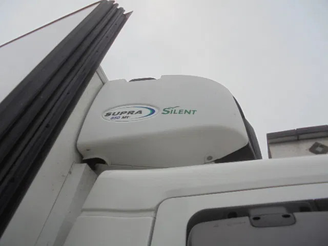 Камион ладилник Renault D 210 FRC 2026: слика 16